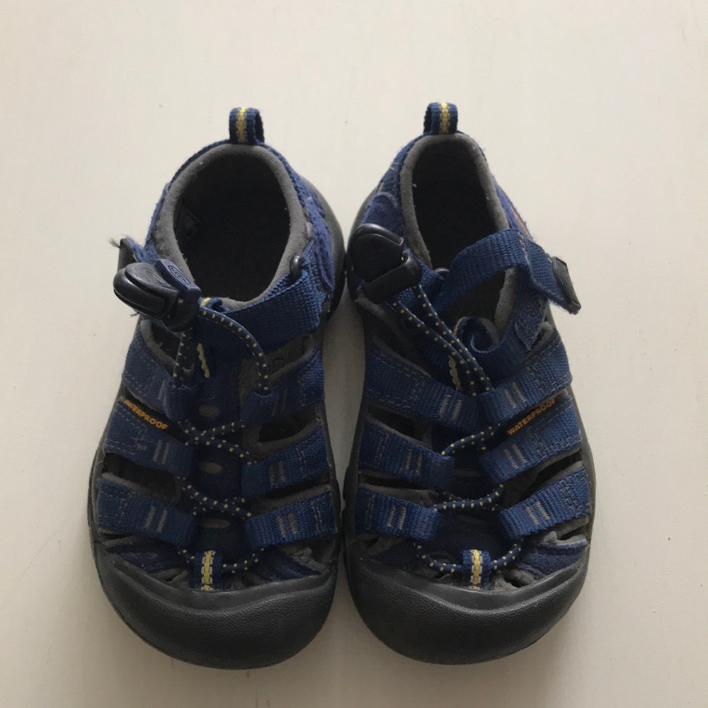Toddler sandals